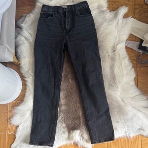 Abercrombie & Fitch Dark Gray Ultra High Rise Jeans - the 90s straight